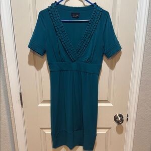 Max & Cleo Teal Green V-Neck Midi Dress